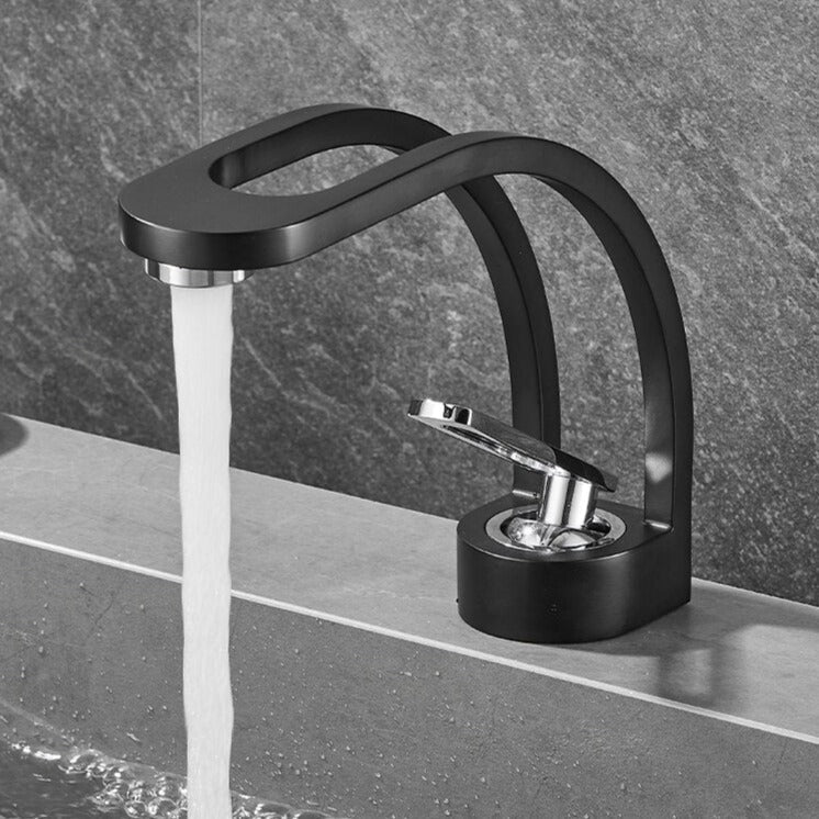 Gebogene Premium-Armatur fürs Bad – Innovatives Dual-Channel-System & edles Design - Image 13
