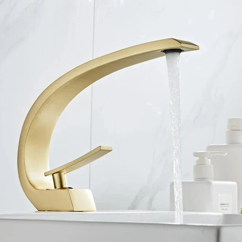 Moderner Badezimmer-Wasserhahn – Stilvoll & Funktional - Image 11