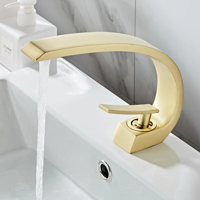 Moderner Badezimmer-Wasserhahn – Stilvoll & Funktional - Image 12